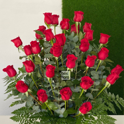 Centro Funerario de 30 Rosas rojas